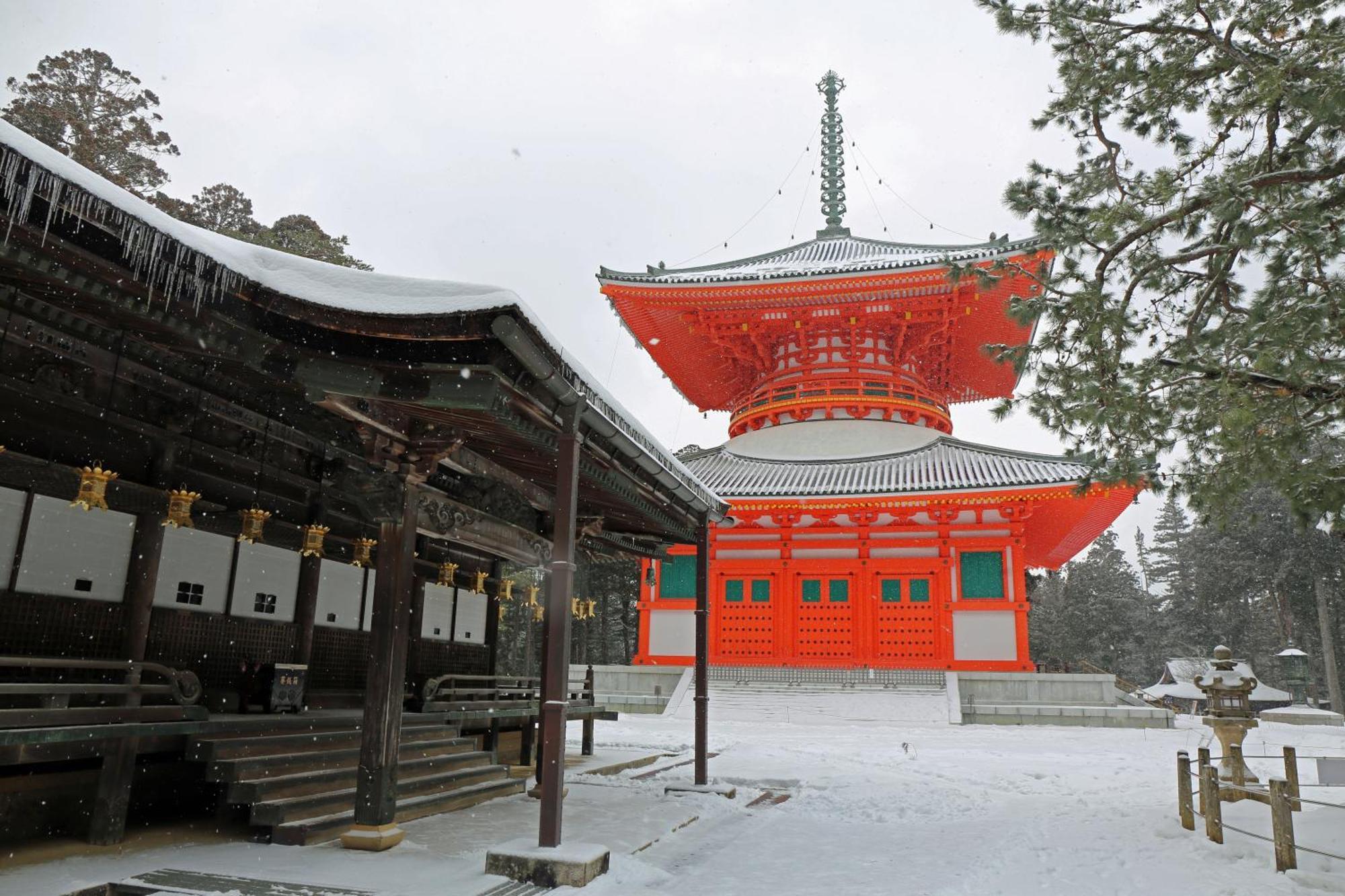 Namba Shinsaibashi 10 Mins Osaka Castle　East Exterior foto